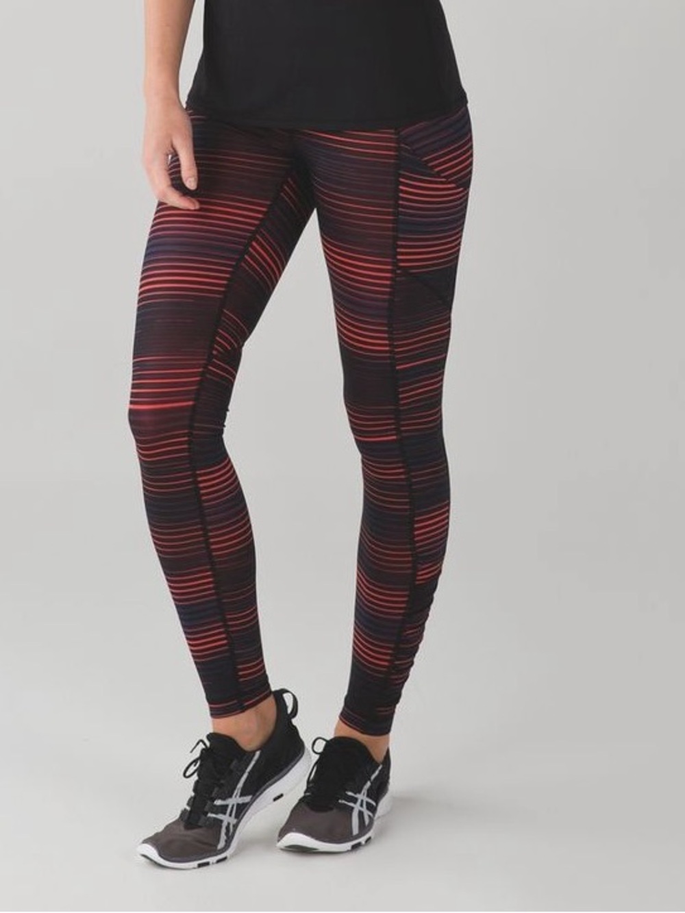 Lululemon Speed Tight IV
Twisted Dune Alarming Black